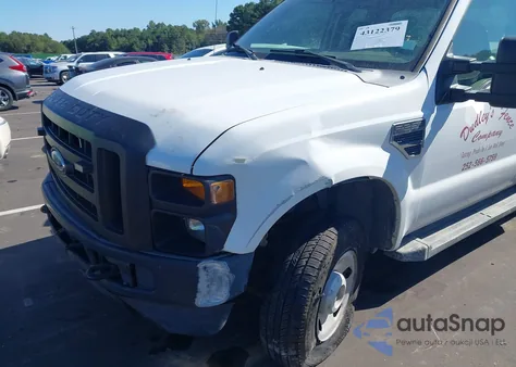 2010 Ford F-250 Xl/Xlt z USA, uszkodzony, nr VIN 1FDSX2B54AEA85627